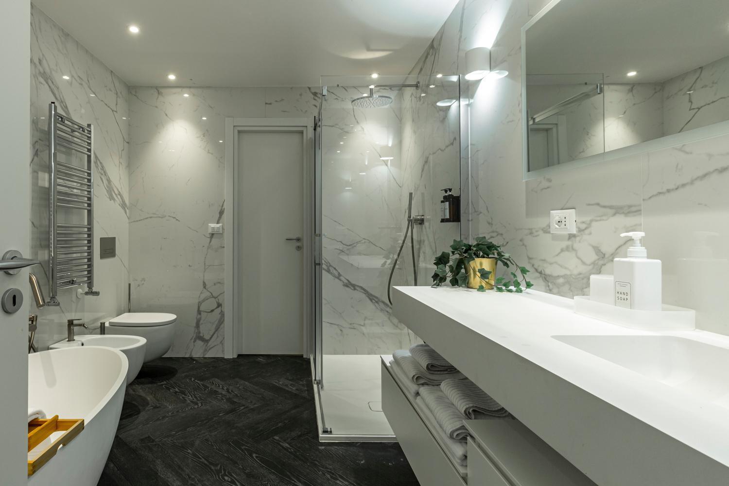 Righi Suite Apartment Bologne Extérieur photo